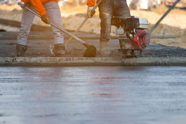 Best Concrete Sidewalk Installation in Forest City, FL
